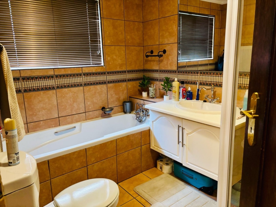 3 Bedroom Property for Sale in Dan Pienaar Free State